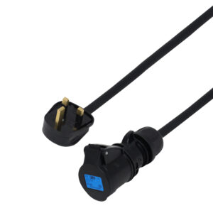 1m 13A Plug to 32A Female Socket Adaptor Cable (1.5mm)